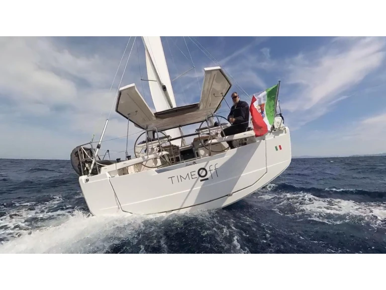 Sailboat rental with or without captain Hanse Castiglioncello