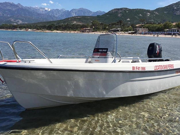 Motorboat rental in Galéria - Terhi 445 C