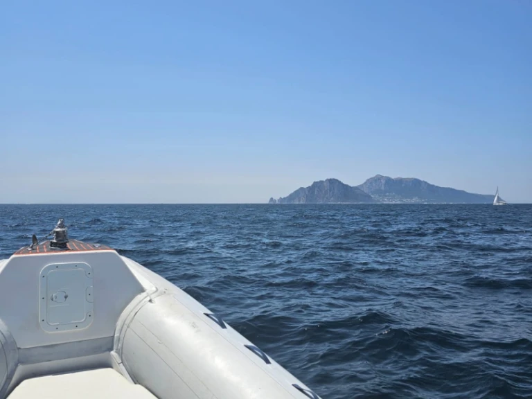Sacs Sacs S 680 charter bareboat or captained in  Porto di Torre del Greco