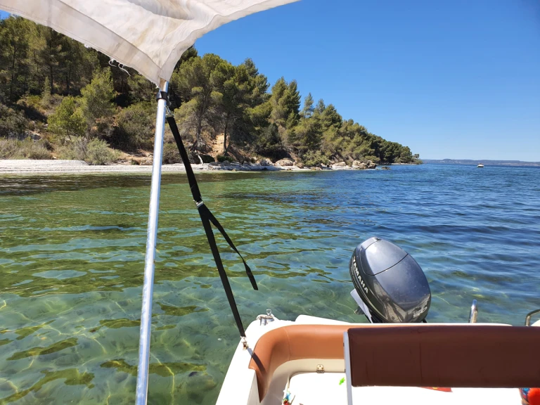 Motorboat rental with or without captain TA MARE Saint-Chamas