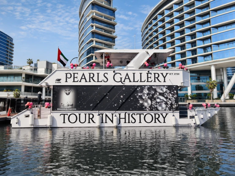 Boat rental 101 Marine 101 in Dubai Marina on Samboat