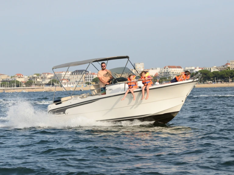 Motorboat rental with or without captain Ocqueteau Arcachon
