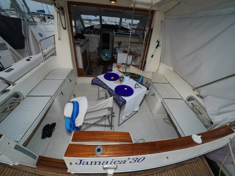 Motorboat rental with or without captain Gibert Marine Trabia