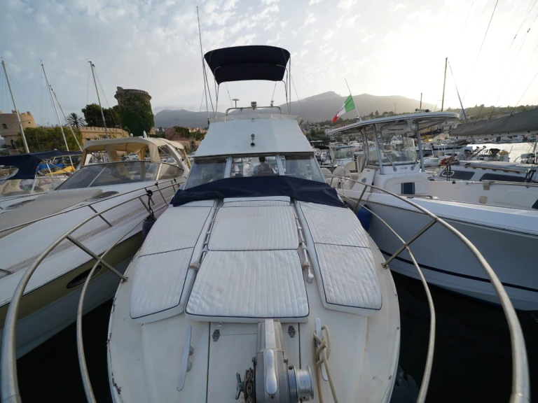 Gibert Marine Jamaica 30 in Trabia on SamBoat