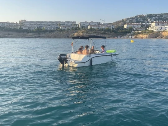 Yacht charter Sitges cheap Quicksilver 470 XS