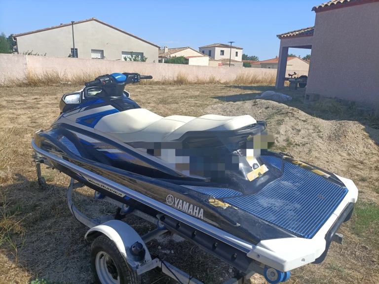 Boat rental Yamaha Yamaha VX in Saint-Cyprien on Samboat