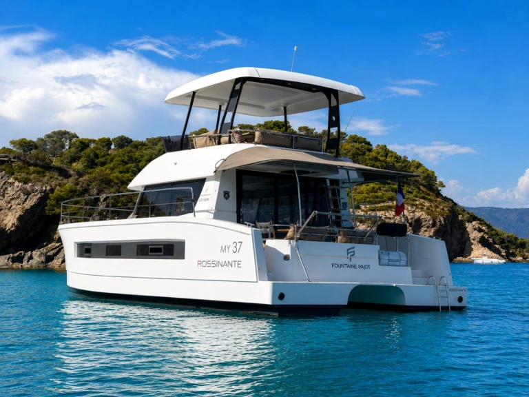 Fountaine Pajot Fountaine Pajot MY 37 charter bareboat or captained in  Cogolin