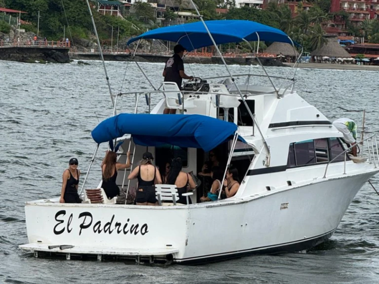 Motorboat rental with or without captain Bertram Ixtapa-Zihuatanejo