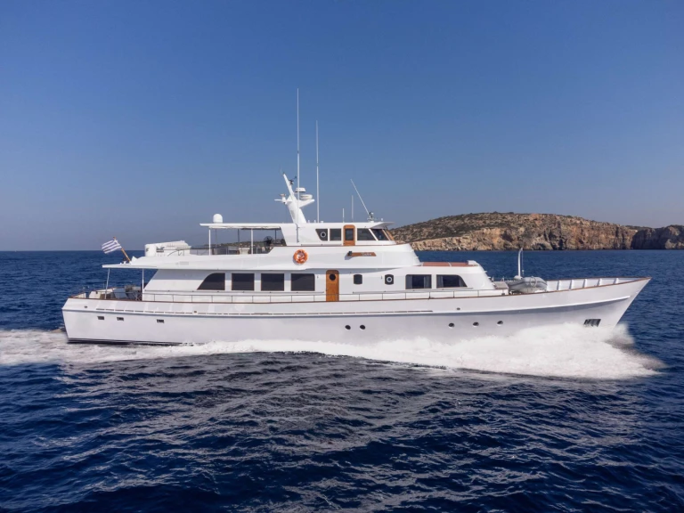 Boat rental Stephens TAKA in Greece on Samboat