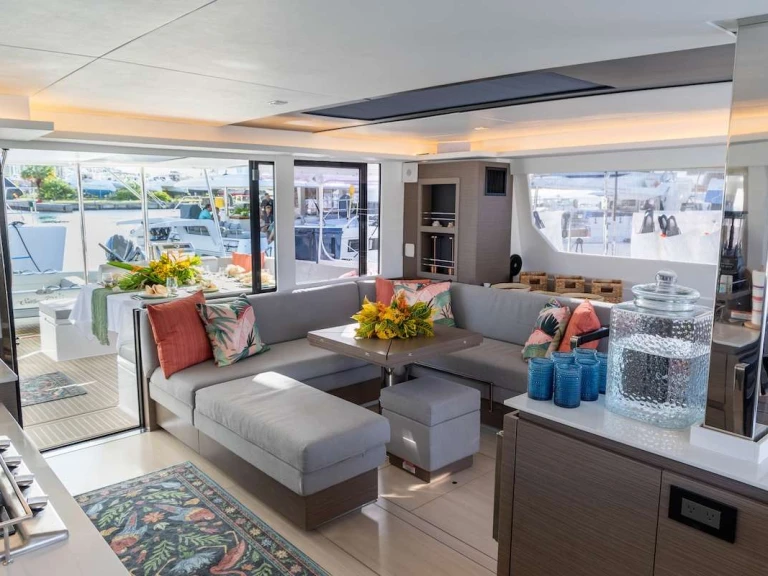 Luxury Yacht for rent British Virgin Islands (BVI) at the best price