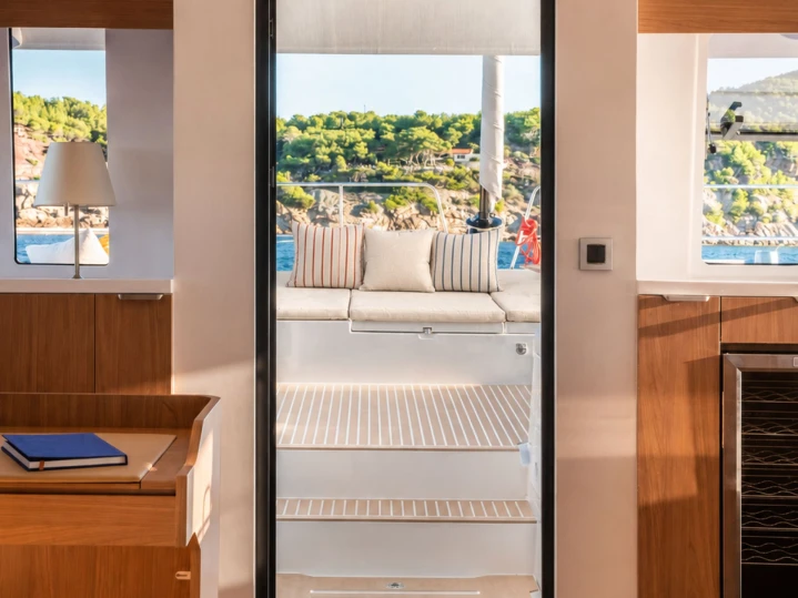 Luxury Yacht rental in Frenchman's Cay - Bali Oceans One