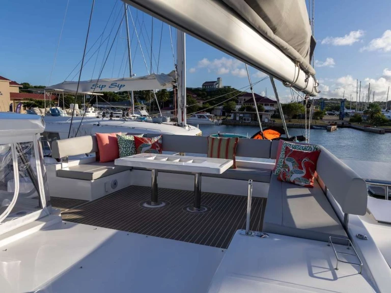Leopard CHANGES IN LATITUDES in British Virgin Islands (BVI) on SamBoat