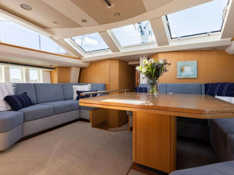 Luxury Yacht rental in French Riviera - Oyster Marine MELLIVORA