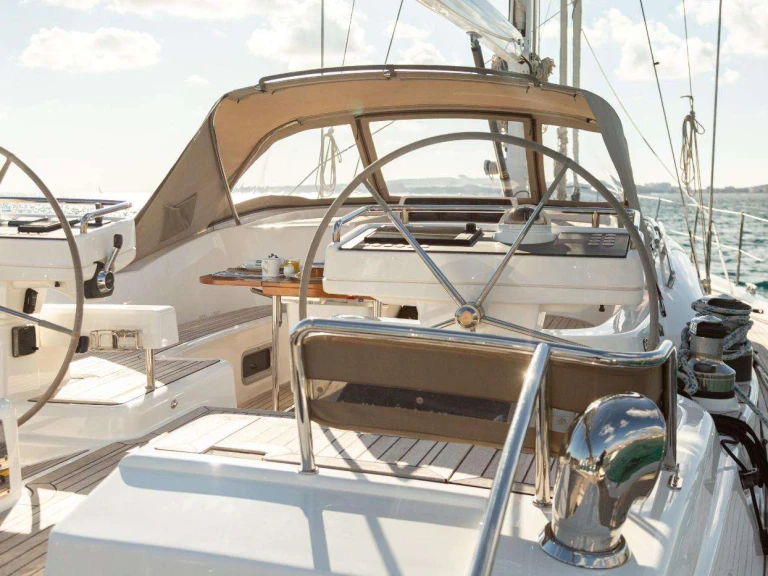Luxury Yacht rental with or without captain Oyster Marine French Riviera
