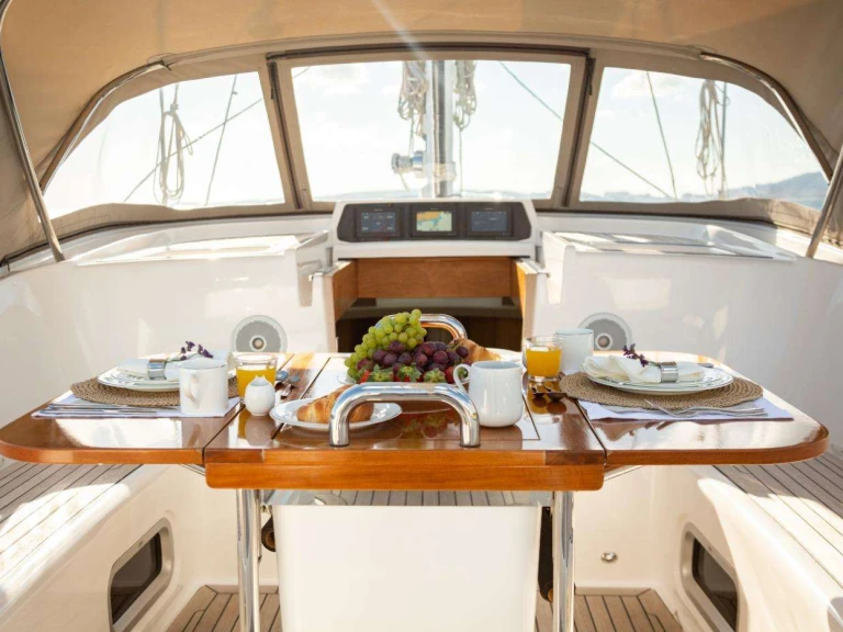 Bareboat Rental Luxury Yacht Oyster Marine with a boat licence
