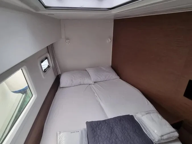 Catamaran rental in Lefkáda - Lagoon Lagoon 42