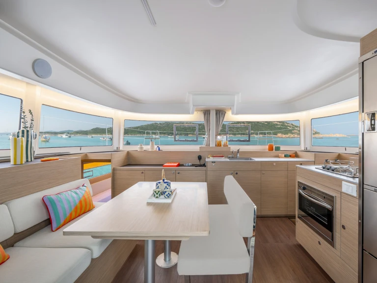Catamaran rental in Seget Donji - Lagoon Lagoon 38