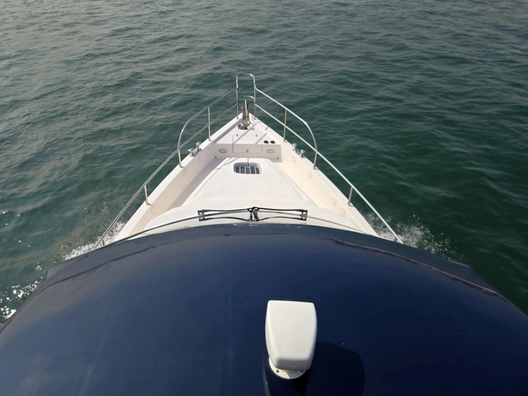 Boat rental Custom Made custom in Dubai Marina on Samboat