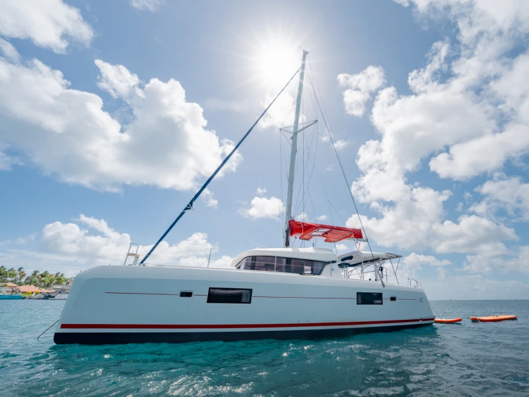 Lagoon Lagoon 42 charter bareboat or captained in  Calliaqua