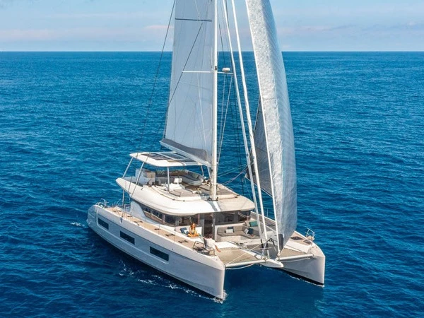 Catamaran for rent Bas du Fort at the best price