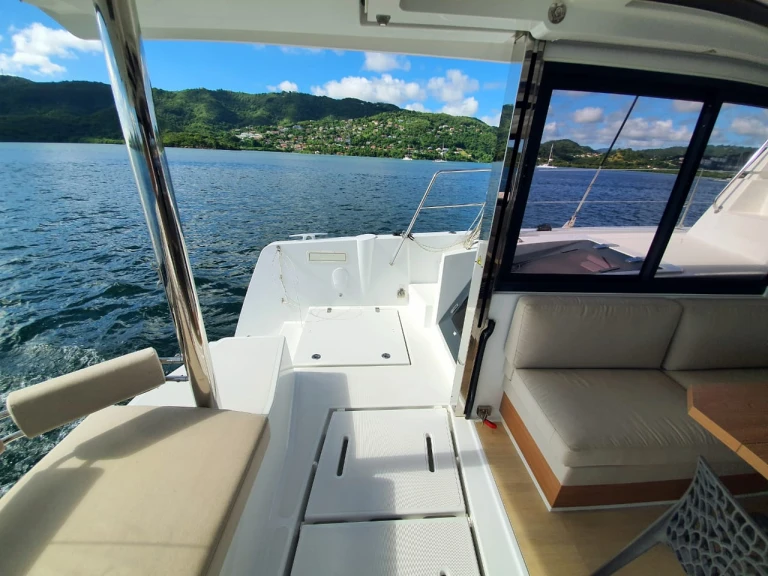 Catamaran rental with or without captain BALI 4.6 5 CABINES NUM 5 Le Marin