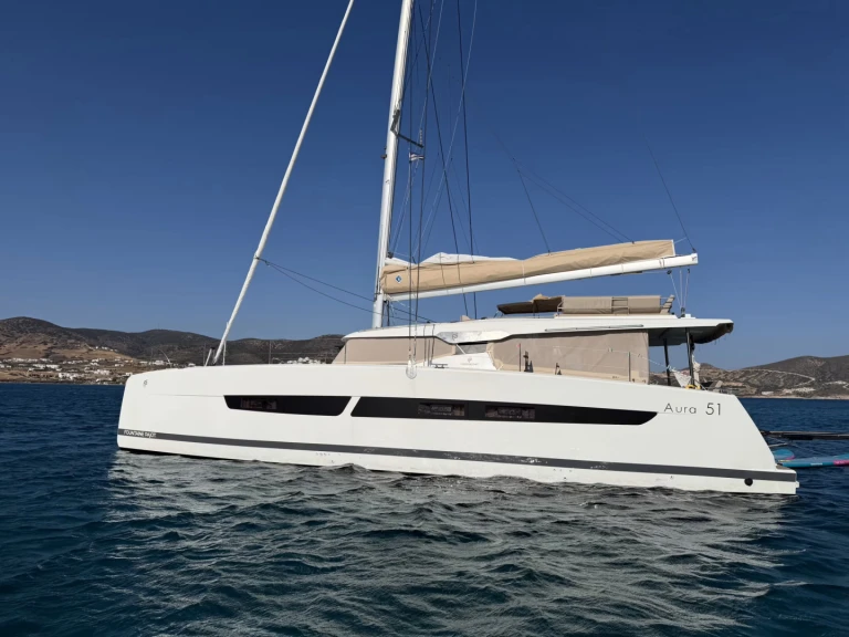 Catamaran rental in Alimos - Fountaine Pajot Aura 51