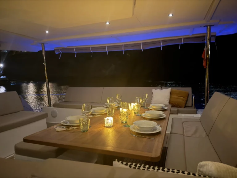 Fountaine Pajot Aura 51 in Alimos on SamBoat