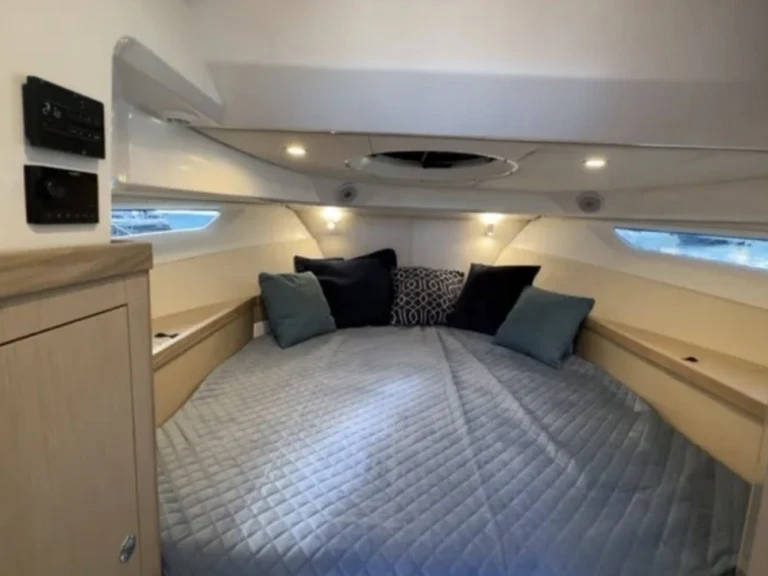 Rent a Parker Parker sorrento 100 Naples