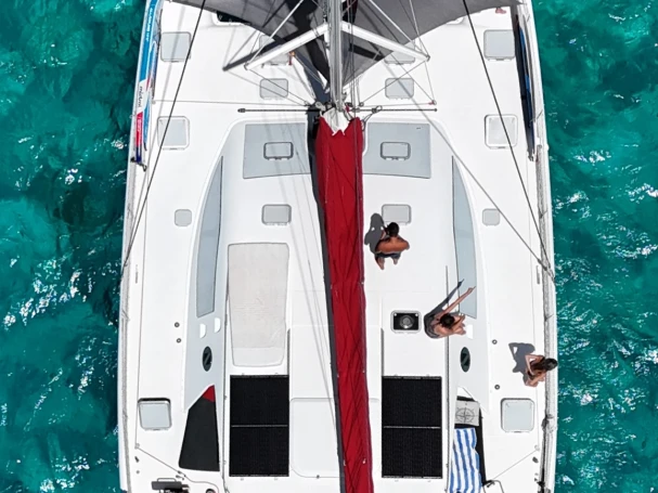 Catamaran for rent Le Marin at the best price