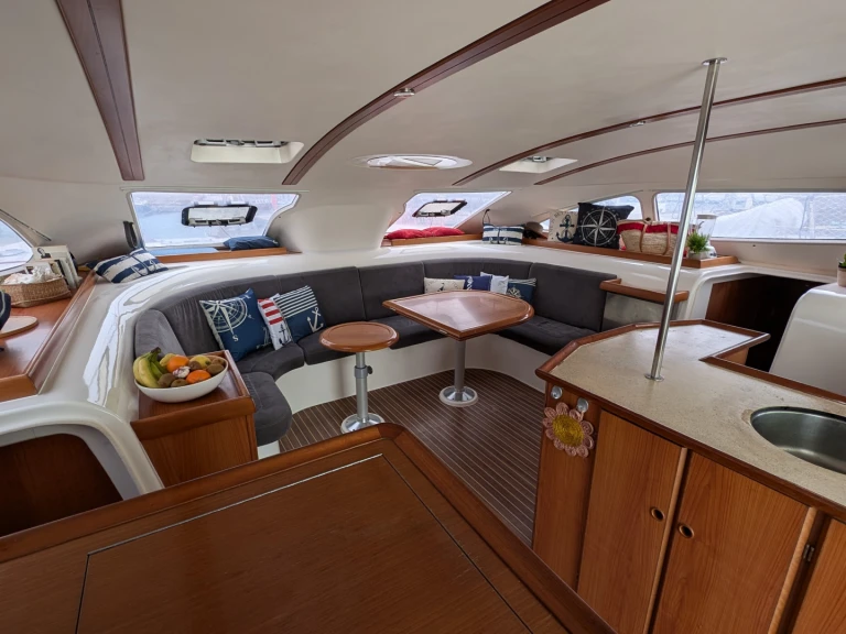 Catamaran for rent Le Marin at the best price