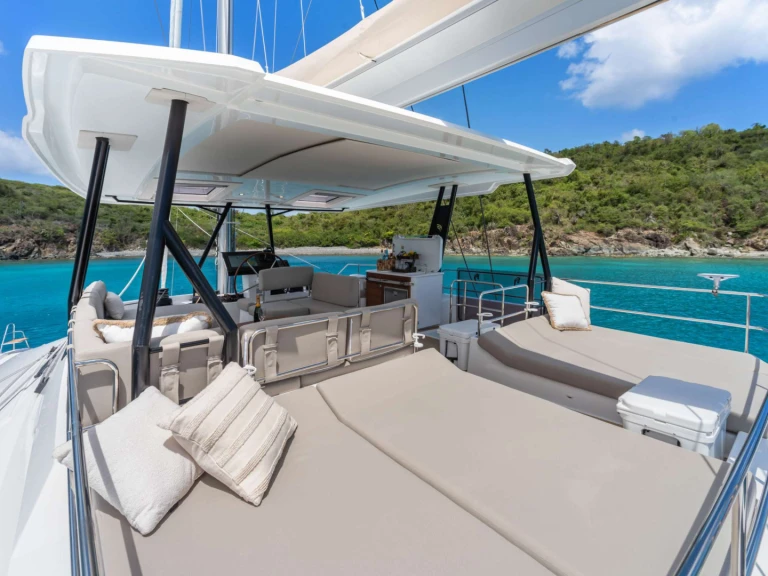 Rent a Fountaine Pajot PLUS 10 Saint Thomas Island