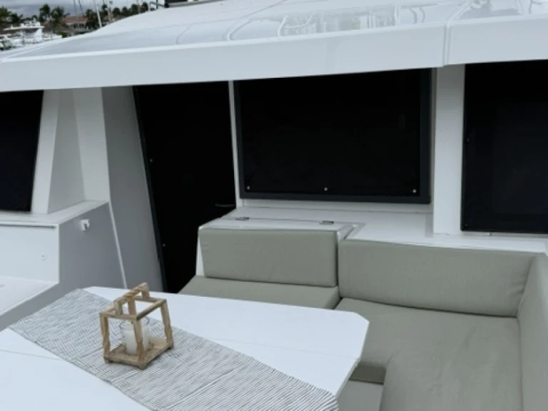Luxury Yacht rental in Saint Thomas Island - Bali SEA SEÑORITA