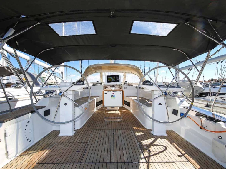 Boat rental Bavaria Cruiser 45 in Pula on Samboat