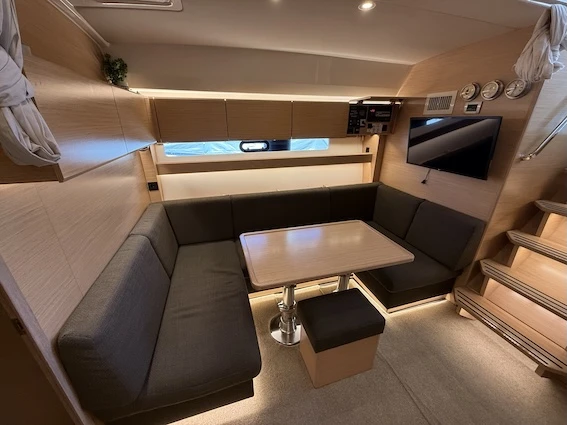 Bavaria Bavaria S45 HT in Komolac on SamBoat
