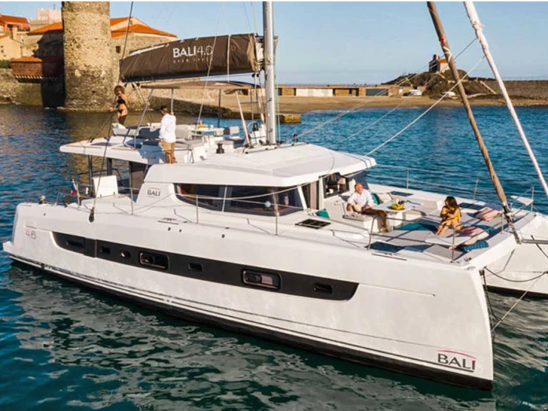 Bareboat Rental Catamaran Bali with a boat licence