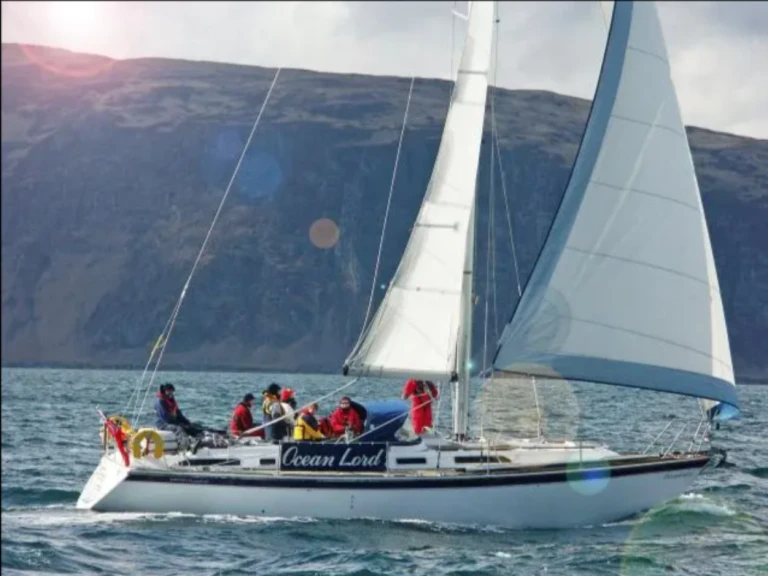 Rent a Westerly Oceanlord Oban