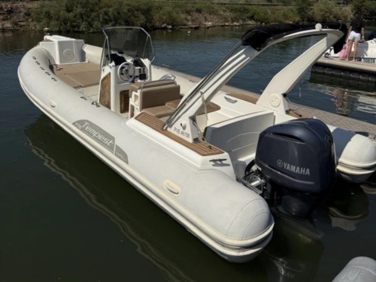 RIB rental with or without captain Capelli France