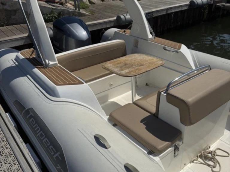 Capelli Capelli 770 in France on SamBoat