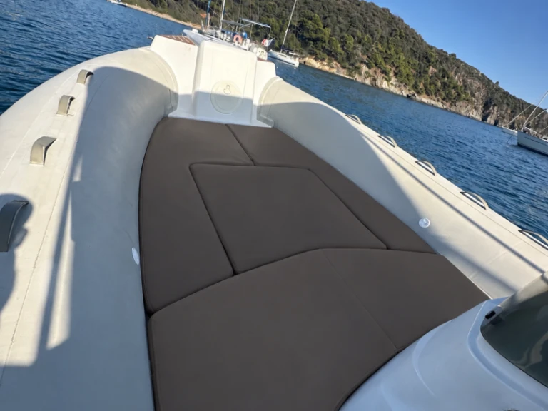 Boat rental Capelli Capelli 770 in France on Samboat