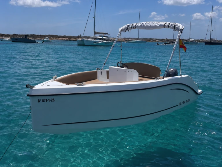 Silent Yachts 555 charter bareboat or captained in  Club Nàutic Ca'n Picafort
