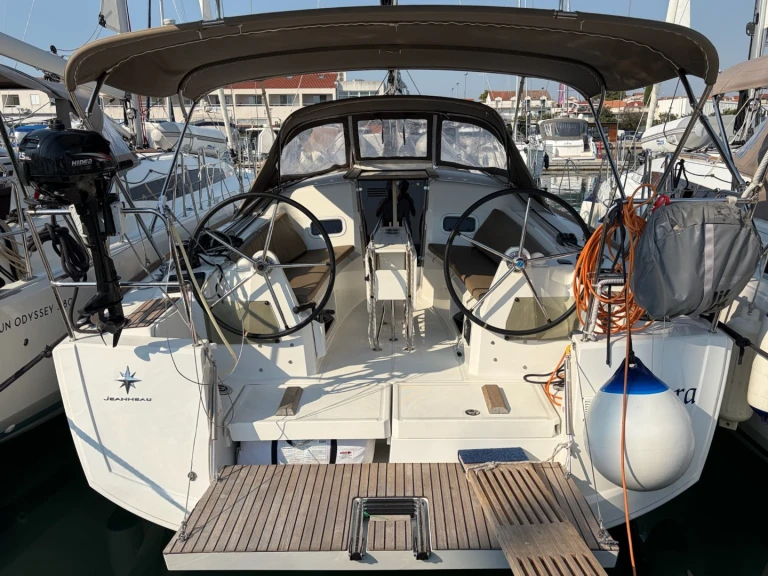 Sailboat for rent Split at the best price