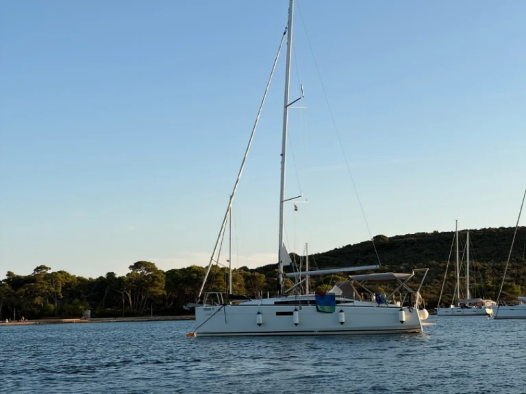 Jeanneau Sun Odyssey 349 in Split on SamBoat