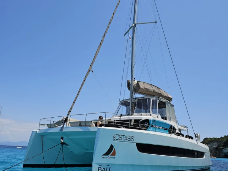 Bali Bali 4.6 charter bareboat or captained in  Lygia