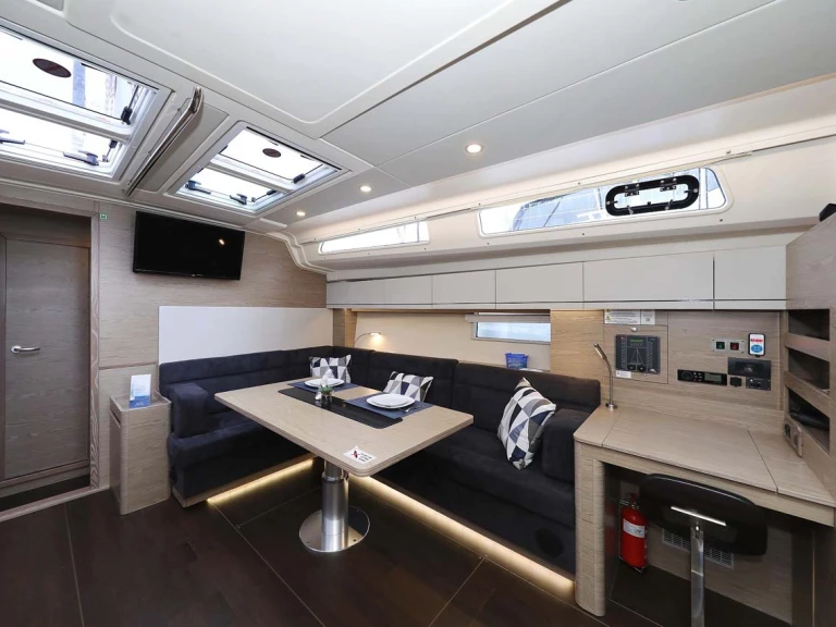Rent a Hanse Hanse 508 Biograd na Moru