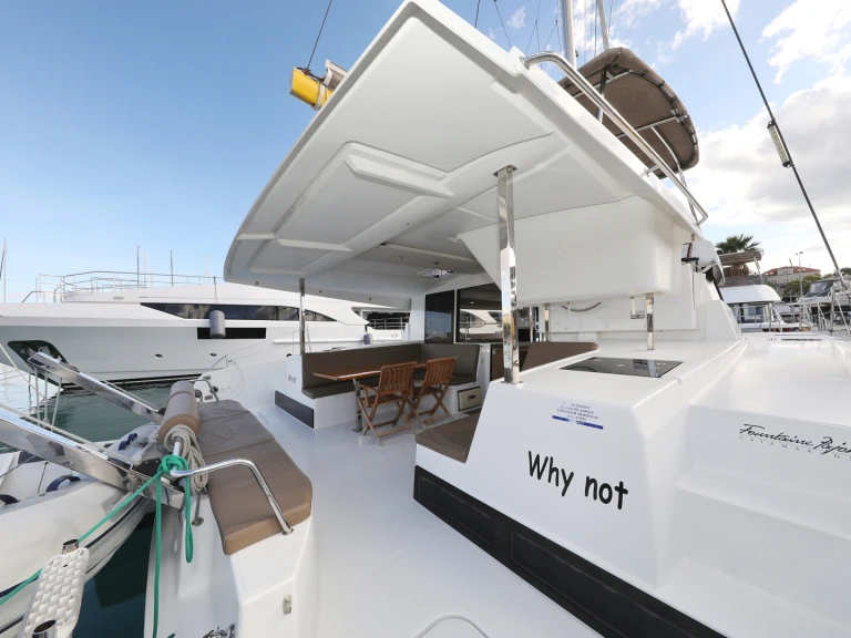 Bareboat Rental Catamaran Fountaine Pajot with a boat licence