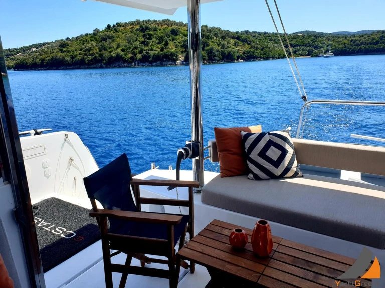 Catamaran for rent Lygia at the best price