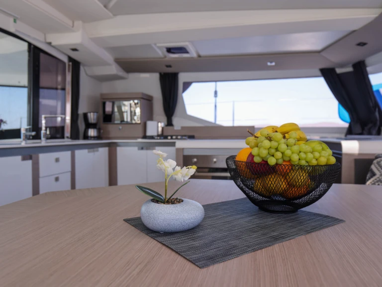 Yacht charter Sami cheap Fountaine Pajot 47 TANNA LUX (GEN,AC,WATERMAKER)