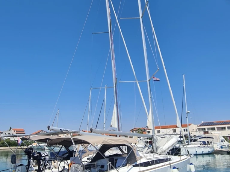 Boat rental Jeanneau Sun Odyssey 349 in Split on Samboat