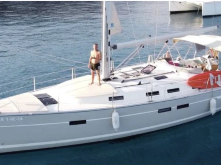 Sailboat rental in Puerto Puebla de Farnals - Bavaria Bavaria 45 Cruiser