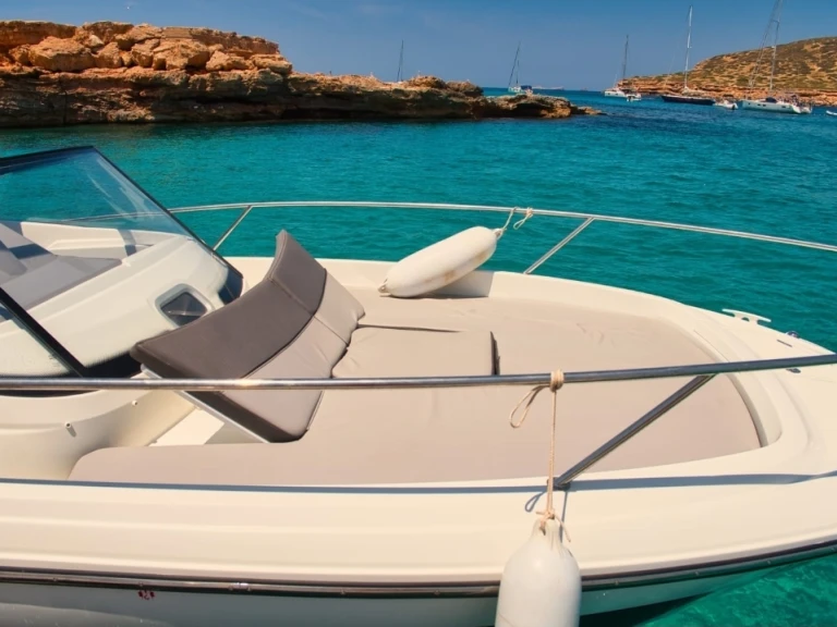 Jeanneau Cap Camarat 7.5 WA in Sant Antoni de Portmany on SamBoat